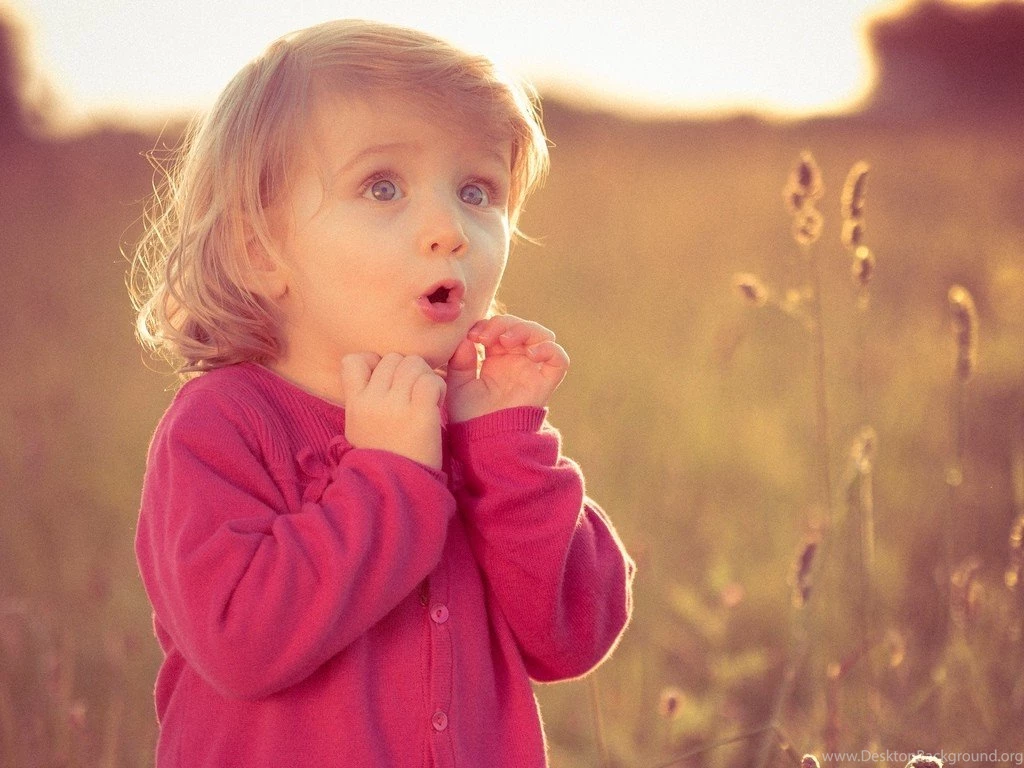 Cute Baby Girl With Cute Smile Hd Wallpapers