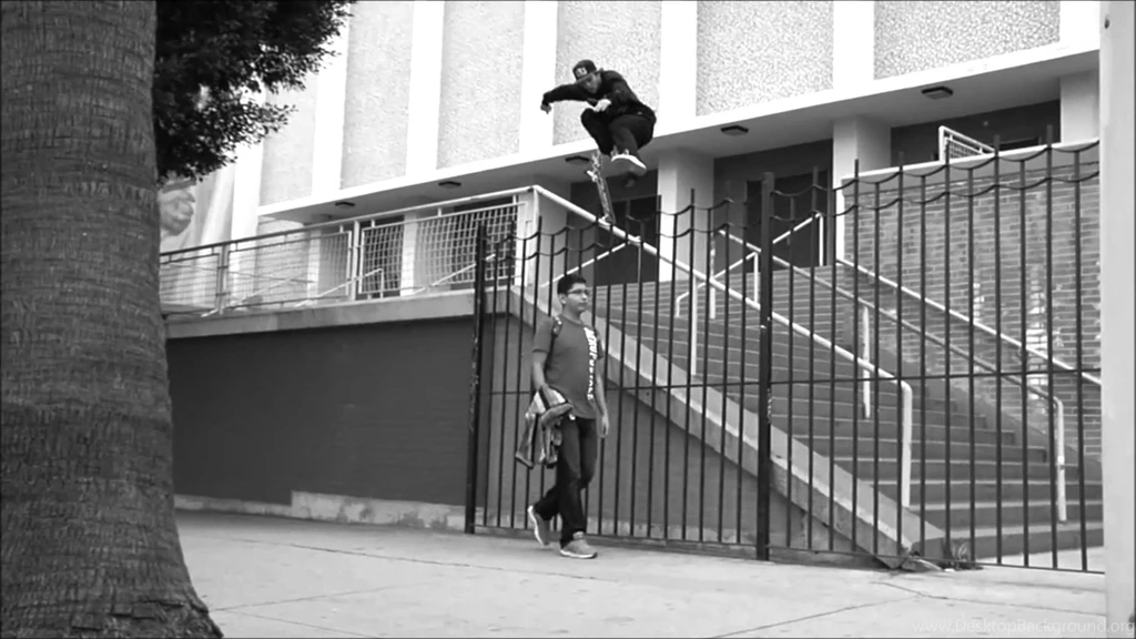 Ryan Sheckler Jumps On Top Of A Guy YouTube