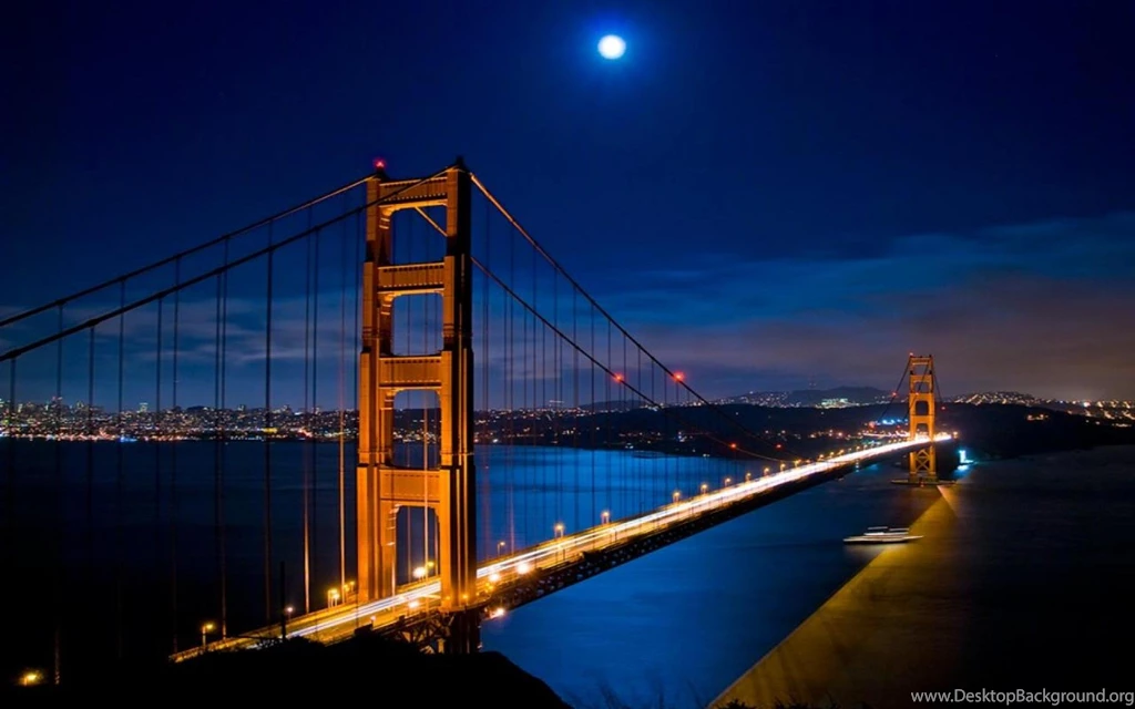 Blue Moon At The Golden Gate (