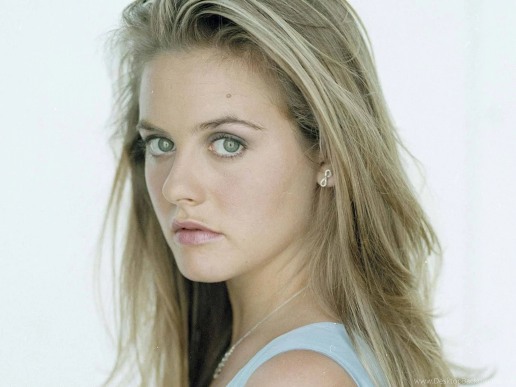 13 Quality Alicia Silverstone Wallpapers, Celebrity