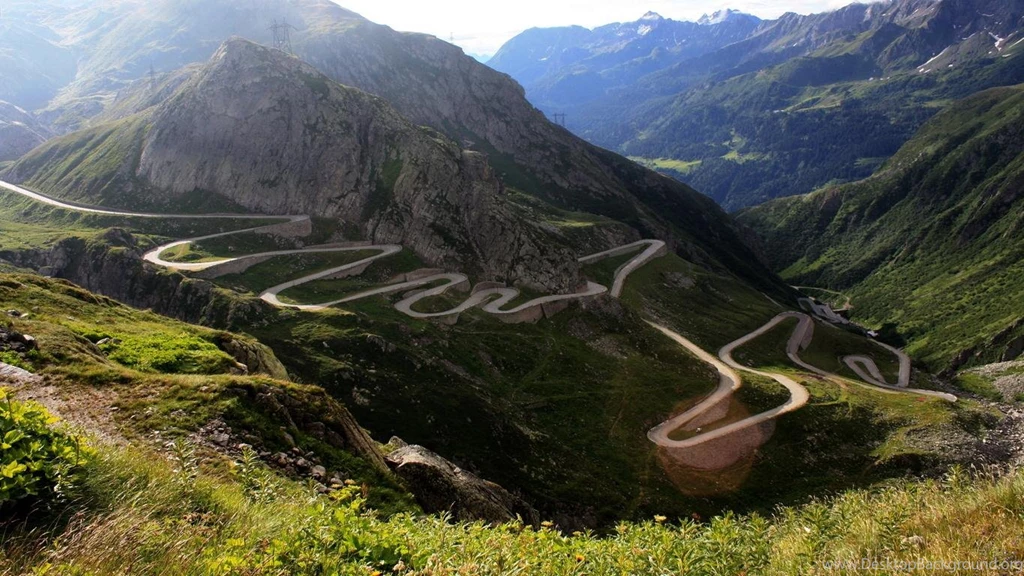 LONG WINDING ROAD WALLPAPER (