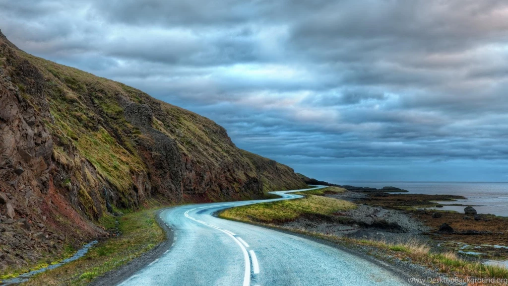 LOVELY WINDING COASTAL ROAD HDR WALLPAPER (