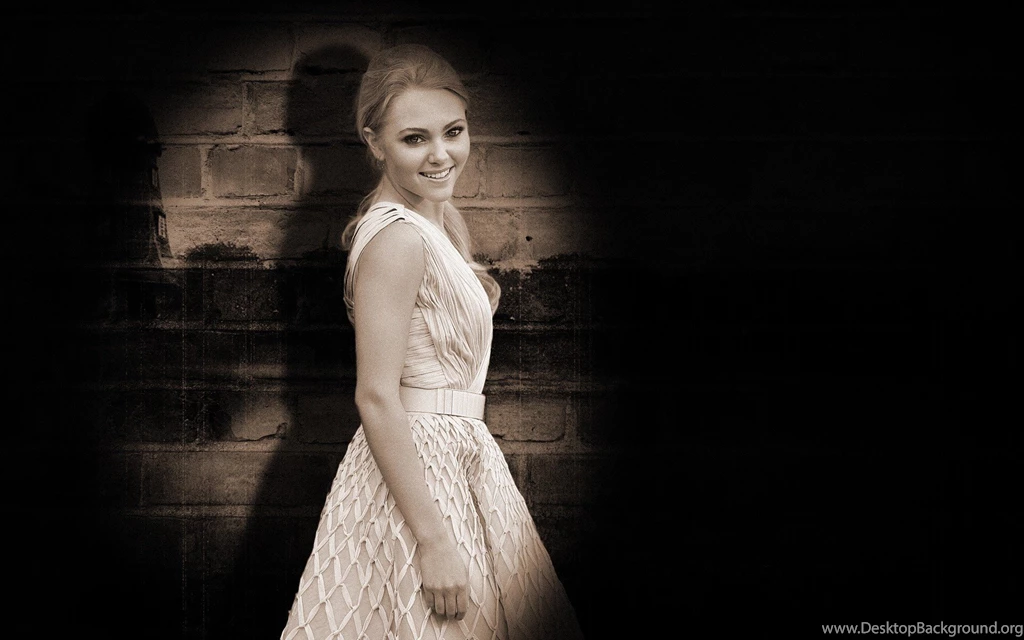 Download AnnaSophia Robb Wallpapers 1920x1200