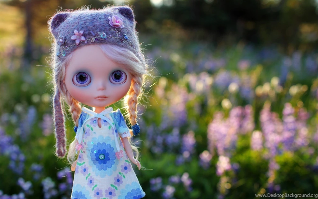 Doll Wallpapers