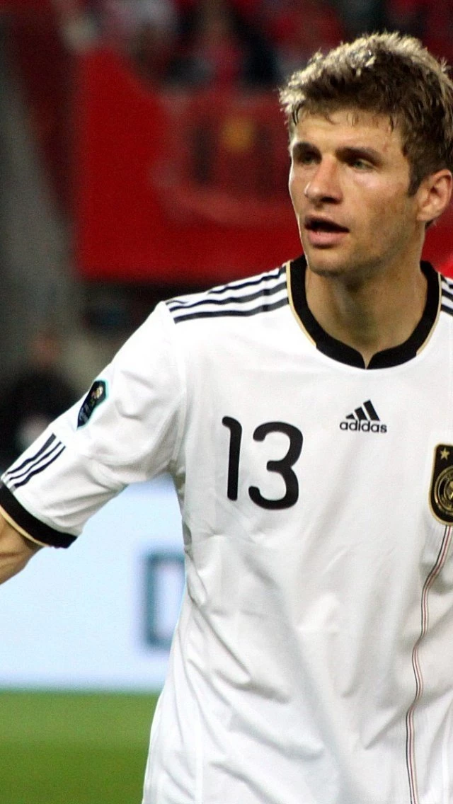 Wallpaper: Germany, Footballer, Thomas Muller, Bayern Munich ...
