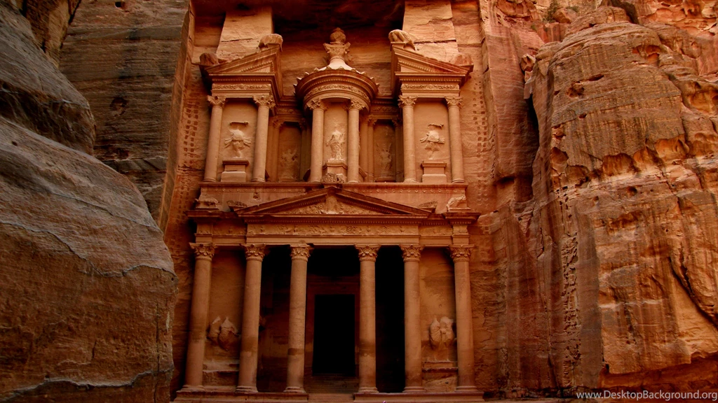 700x350px 50.94 KB Petra