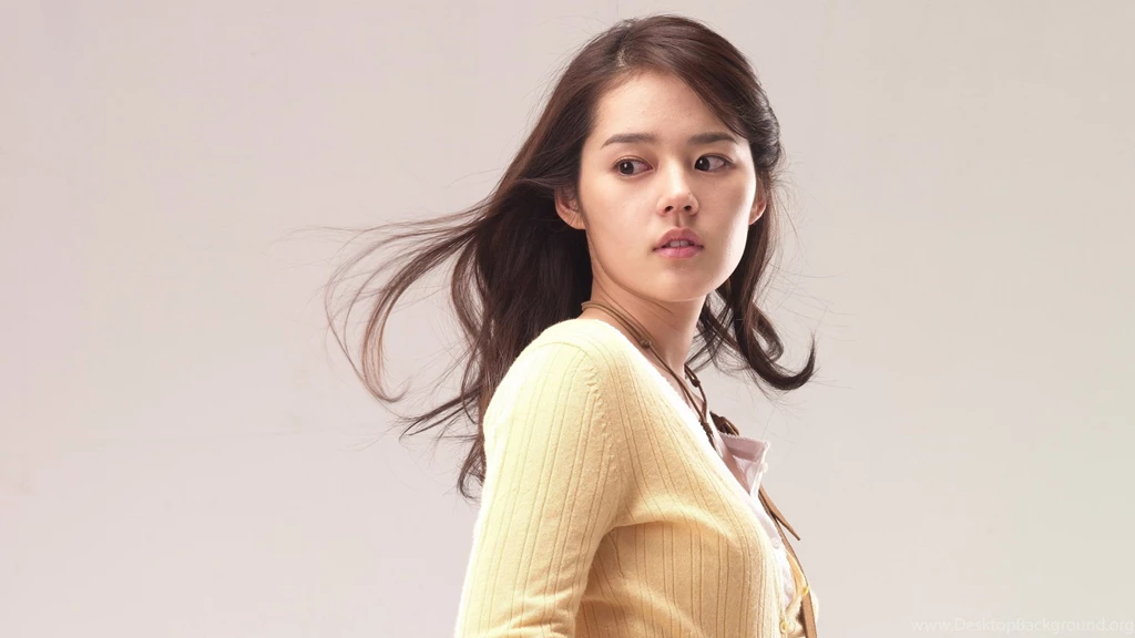 Beauty Korea Girl Wallpapers HD Pictures