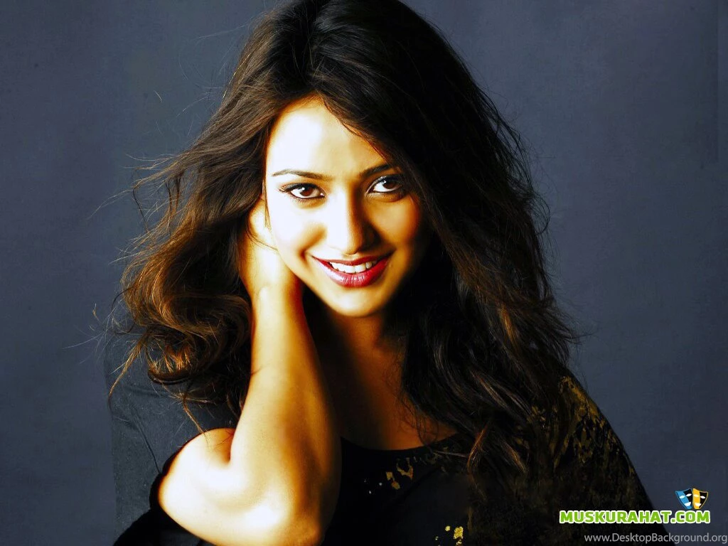 Neha Sharma Desktop Wallpapers (21869)