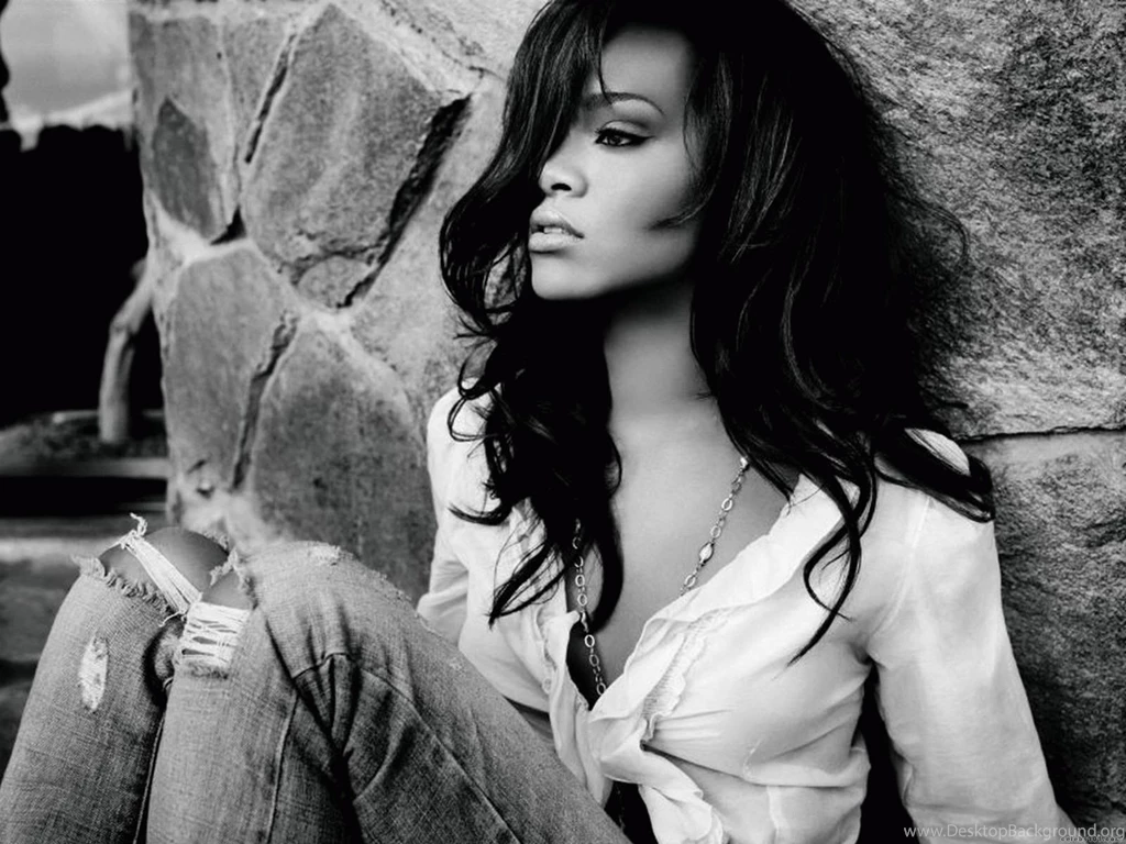 Rihanna 2013 Exclusive HD Wallpapers