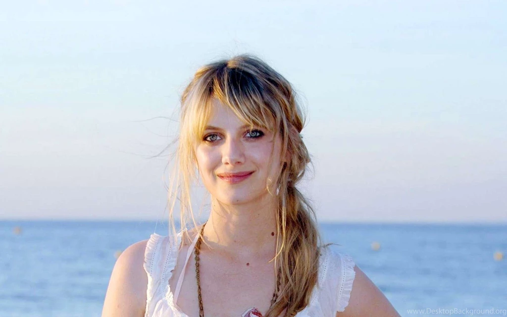 Melanie Laurent Wallpapers HD