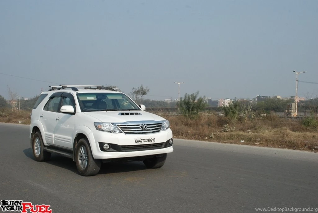 Toyota Fortuner. Amazing Pictures & Video To Toyota Fortuner ...