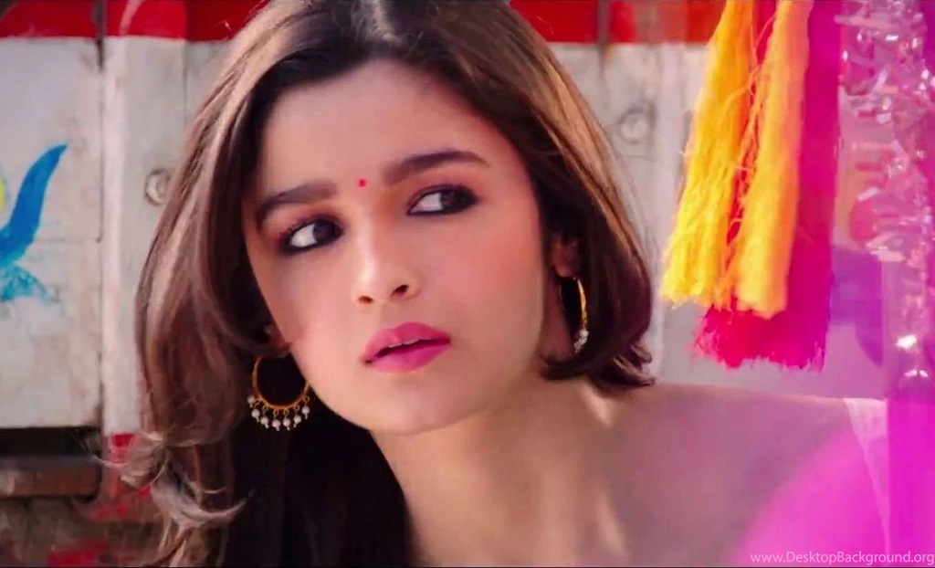 Download photos of alia bhatt from humtpy sharma ki dulhania 8467.jpeg