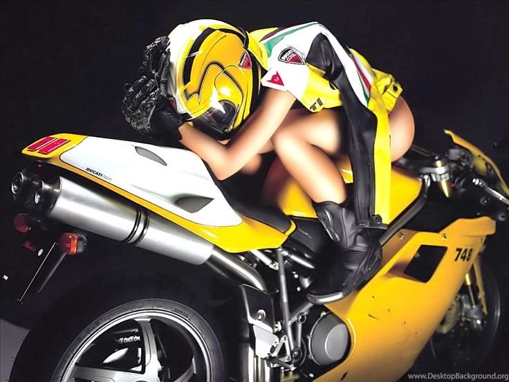 Best Babe Sport Bike Wallpapers