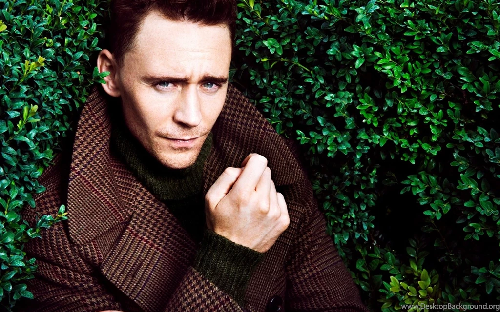 Tom Hiddleston Wallpapers High Resolution And Quality Download