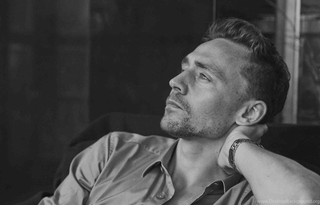 Tom Hiddleston Wallpapers HD Download