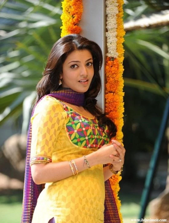 Kajal Aggarwal Biography, New Photo wallpapers
