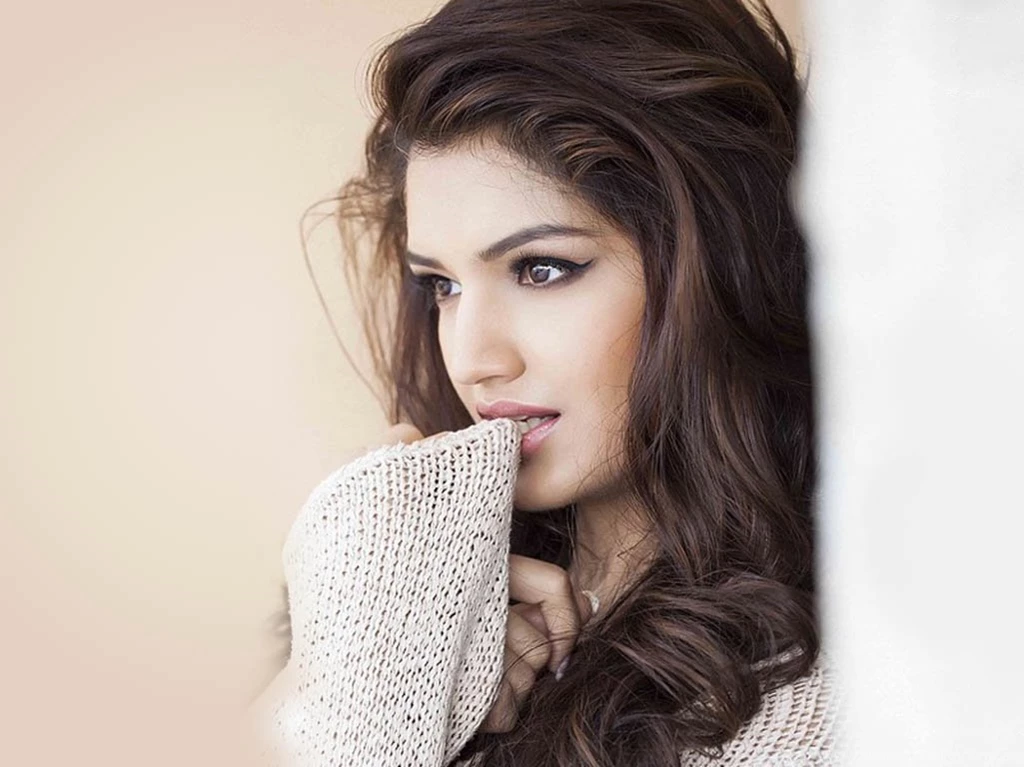 Tara Alisha Berry Actress Bio, Latest Wallpapers & Hot HD Images