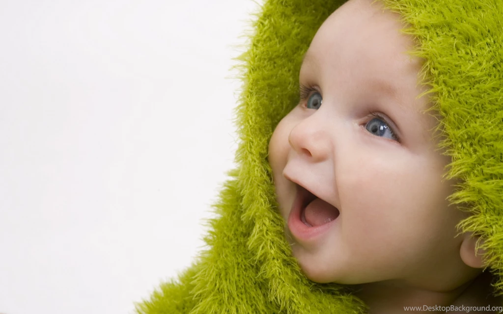 Download Wallpapers 3840x2400 Child, Happiness, Eyes, Green Ultra ...