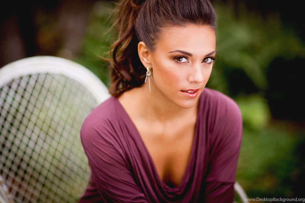 Jana Kramer Wallpapers