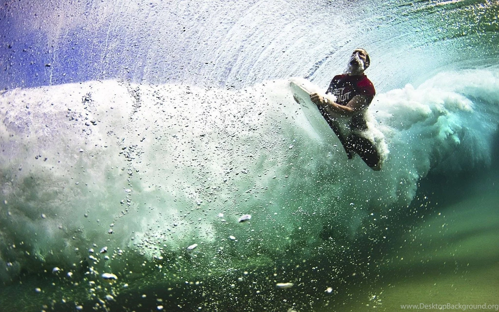 Surfing Wallpapers