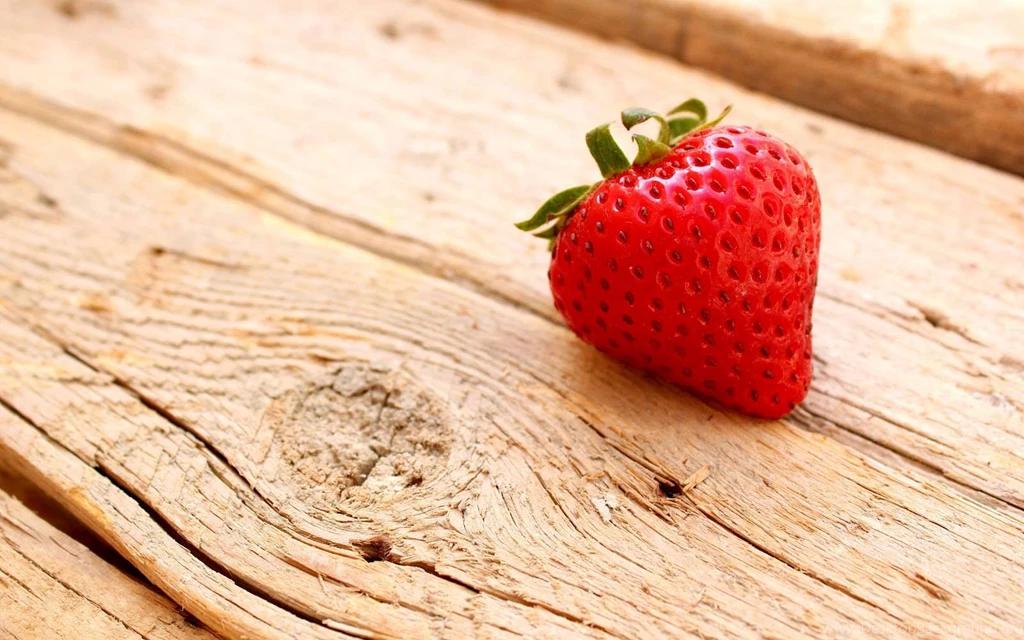 21+ Strawberry Fruit Wallpapers, Backgrounds, Images