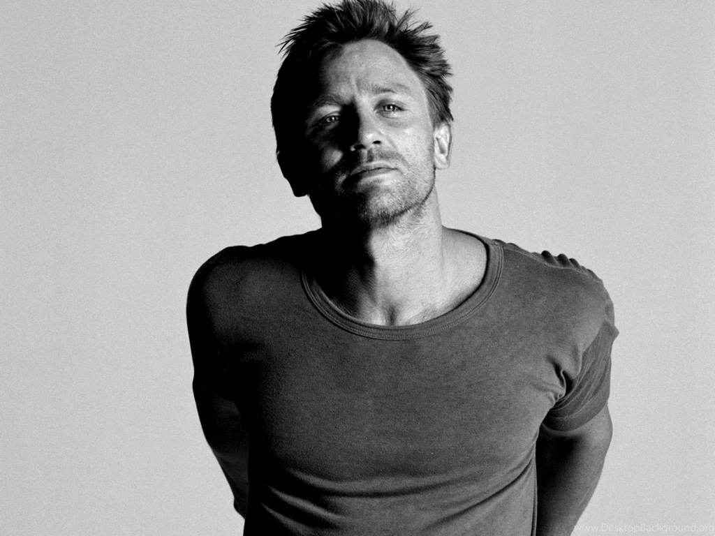 Wallpapers Pictures Photos: Daniel Craig Skyfall Pictures