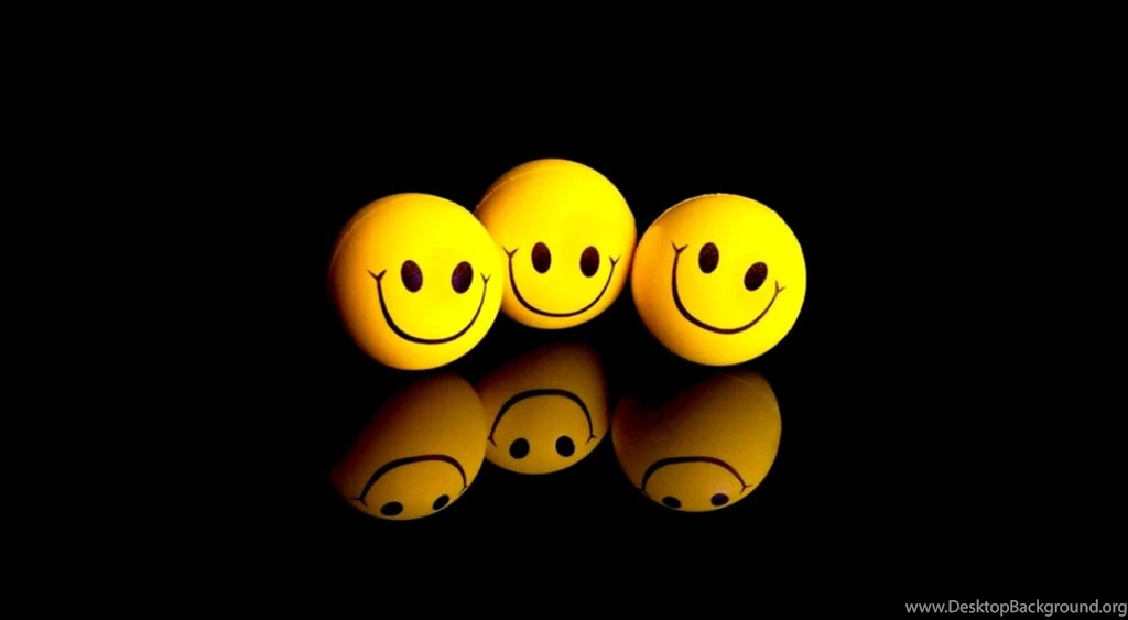 Smiley Wallpapers Free Download