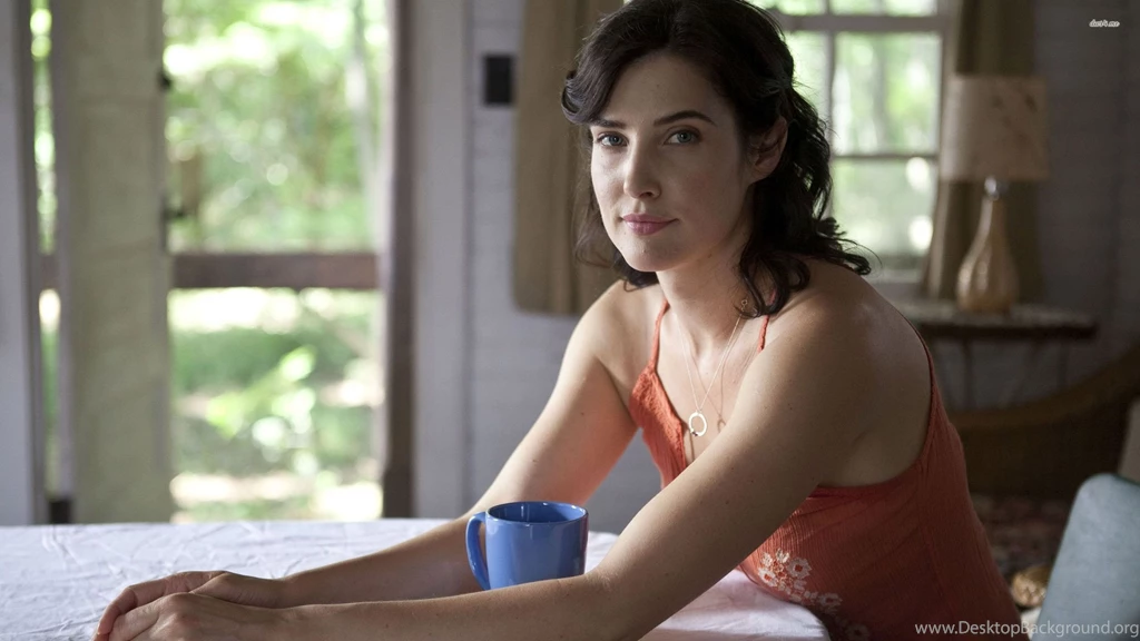 Cobie Smulders BEAUTIFUL.jpg