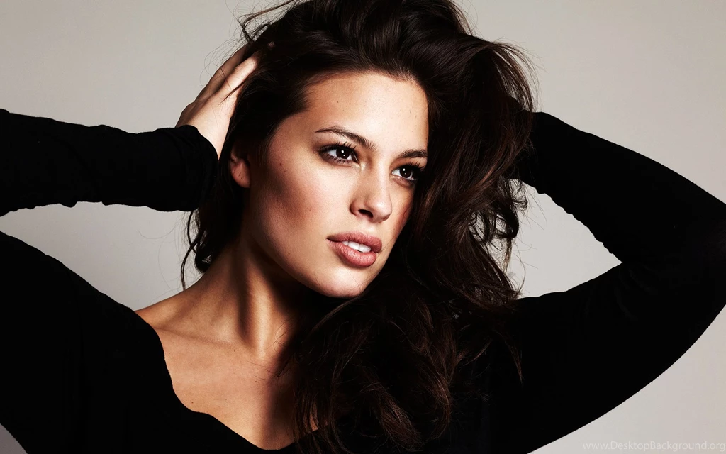 Ashley Graham Wallpapers