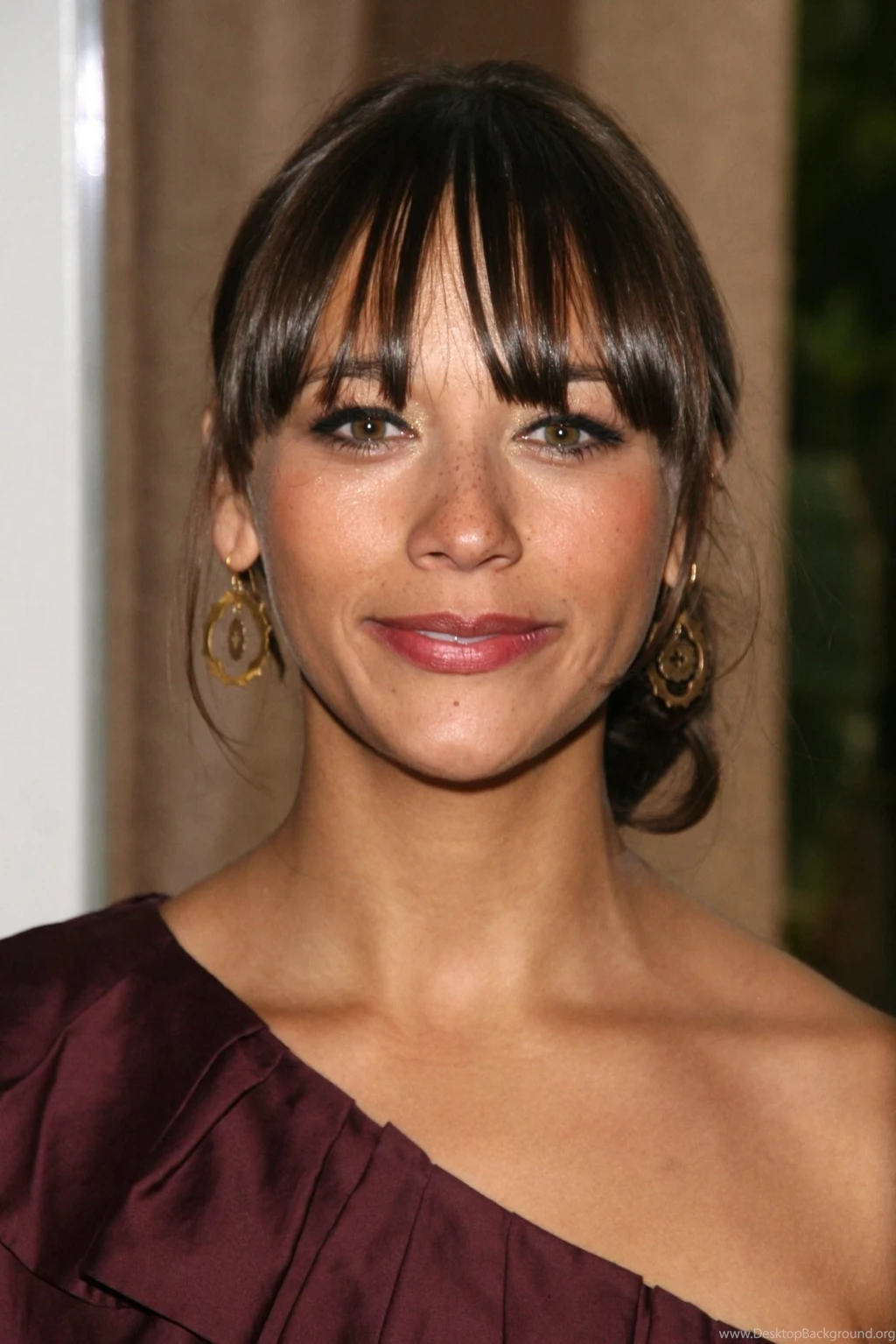 Rashida Jones 11004 1280x1919 UMad.com