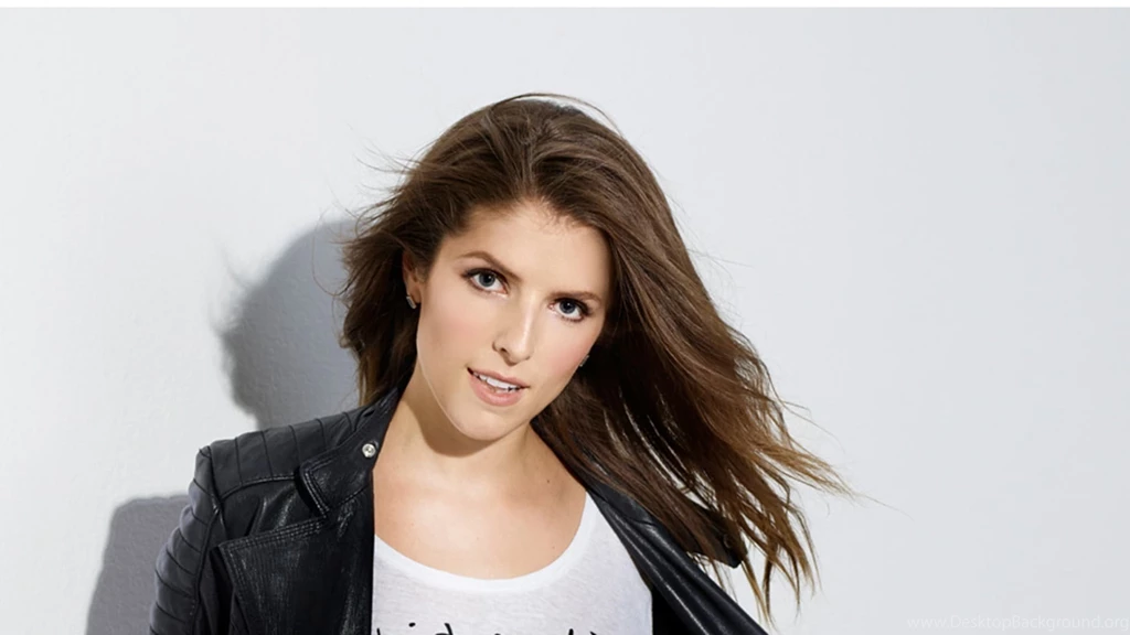 15+ Anna Kendrick Wallpapers HD High Quality Resolution Download