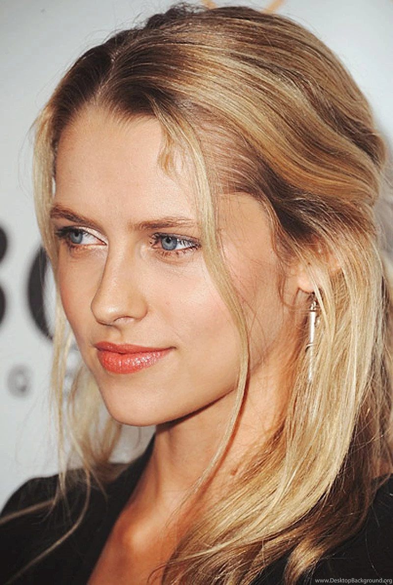 Ftv Miss Shows: Teresa Palmer   Images Gallery