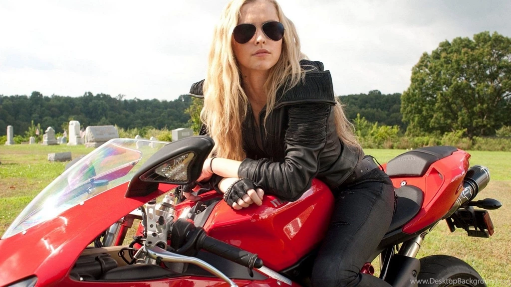 Teresa Palmer Wallpapers, Pictures, Photos, Images & Pics