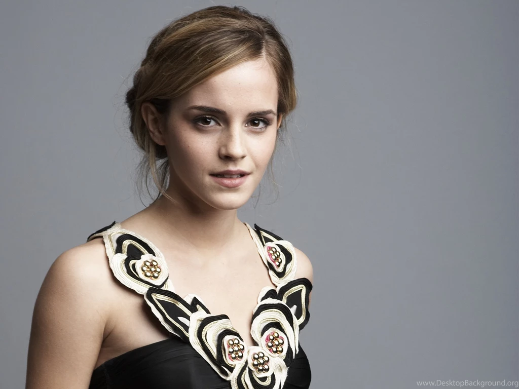 Emma Watson Gorgeous HD Post In 1920×1440 Pixel, Girl Turned Into ...
