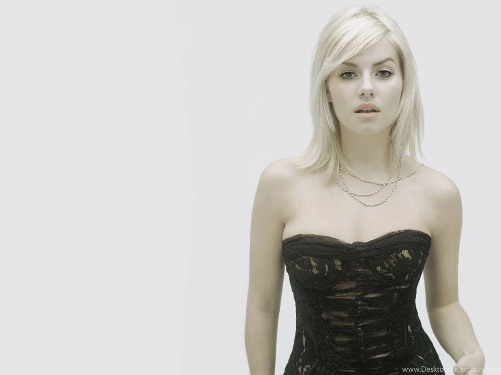 Elisha Cuthbert HD Post In 1920×1440 Pixel, Girl In Black Tight ...