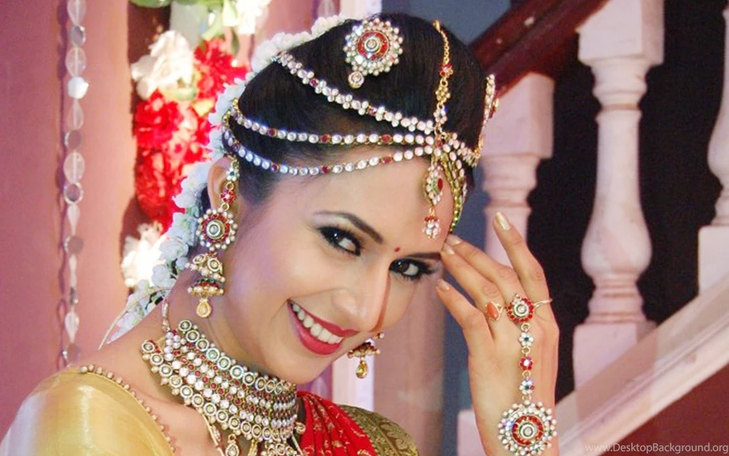 Beautiful Indian Bridal Happy Looks Wallpapers