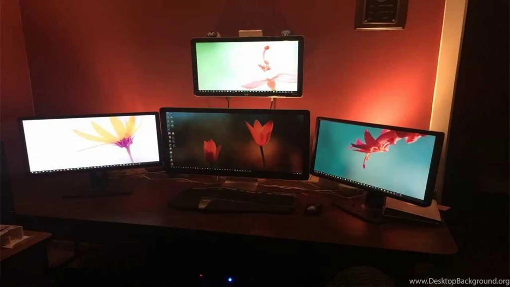 Set Different Wallpapers On Multiple Monitors In Windows 10 YouTube