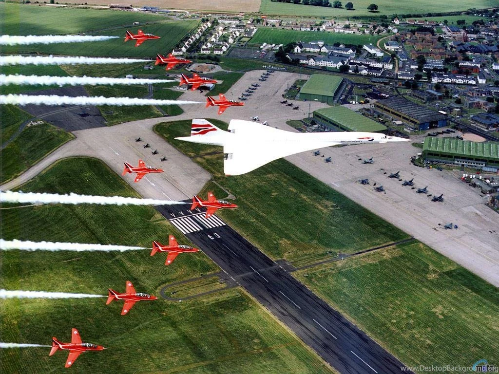 Download Wallpapers Red Arrows With Concorde (1024 X 768). Desktop ...