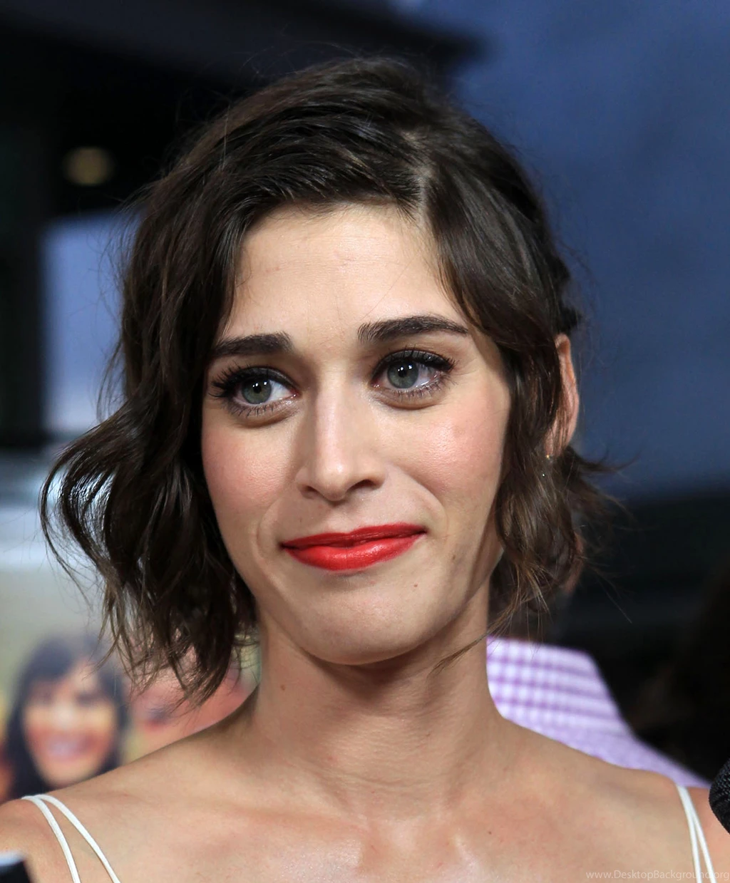 Lizzy Caplan Photo, Pics, Wallpapers   Photo