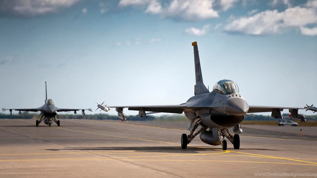 F16 Wallpaper.