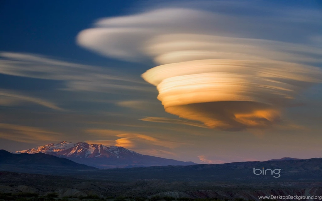 Lenticular cloud sunset over extinct volcano patagonia argentina ...