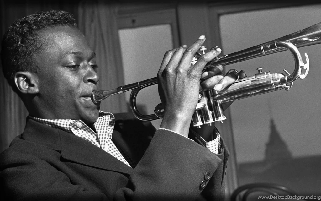 Download Wallpapers 3840x2400 Miles Davis, Pipe, Play, Jacket ...