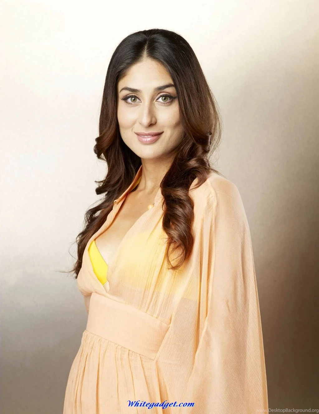 ROBIN ONLINE: Bollywood Celebrity Actor And Actress Wallpapers For ...