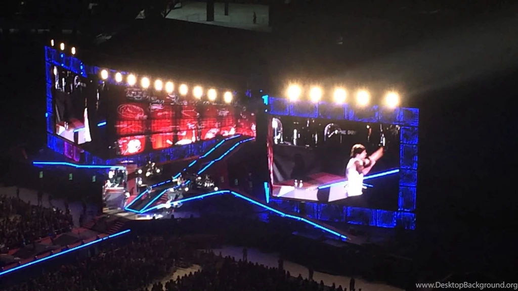 One Direction Sweet Home Alabama And Thanking The Band Gillette ...