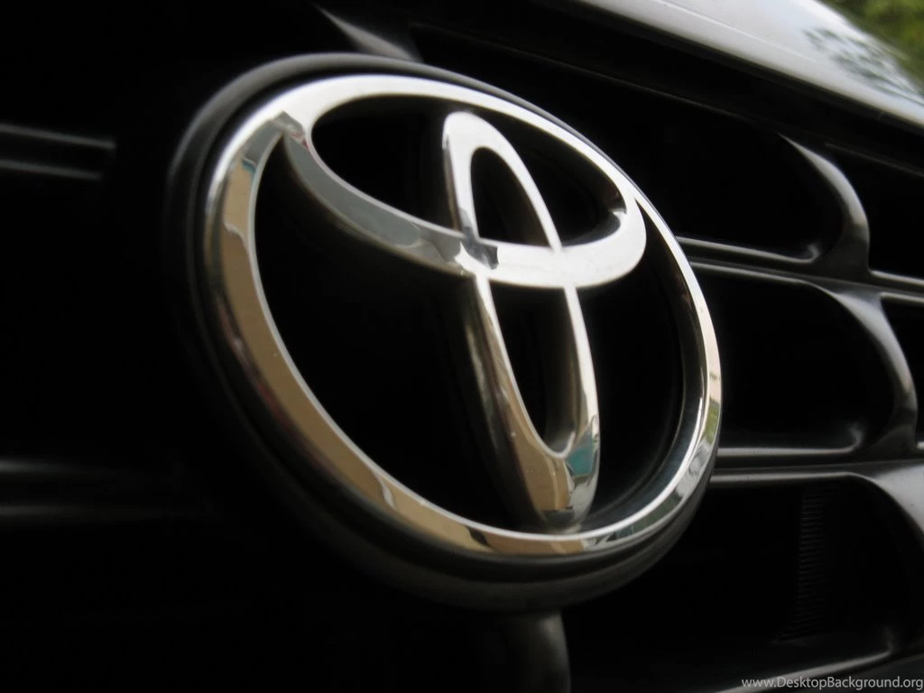 Toyota Logo White Image