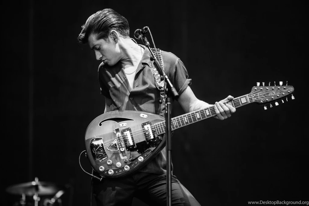Arctic Monkeys Wallpapers