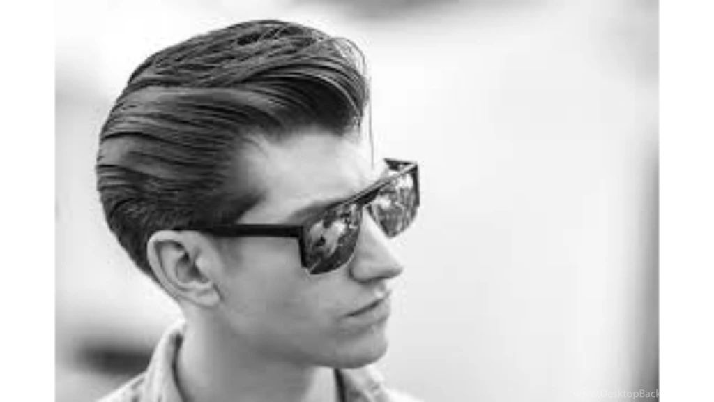 Best Alex Turner 4K Wallpapers