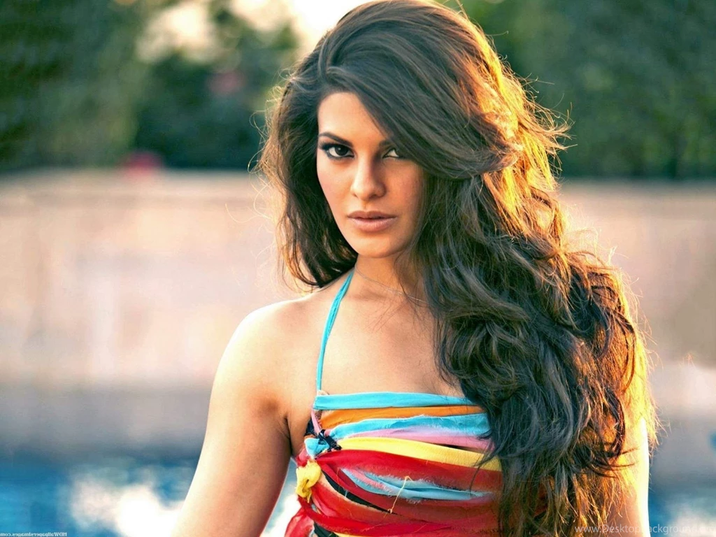 Jacqueline Fernandez Hot Colour Full Dress Hd Wallpapers Kick