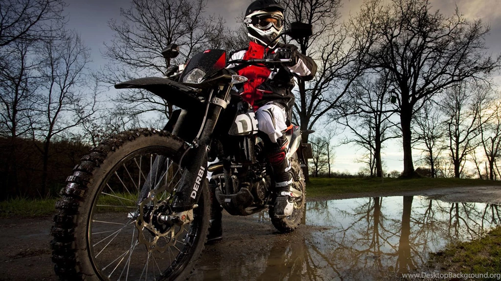 Moto Sport Tablet Wallpapers »