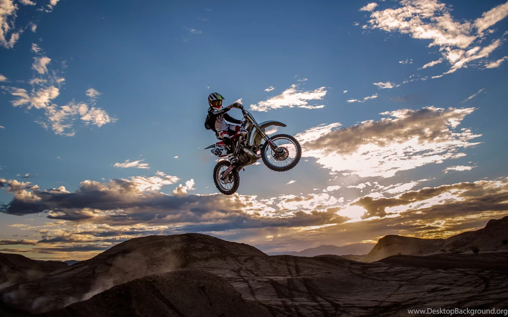 Moto Wallpapers